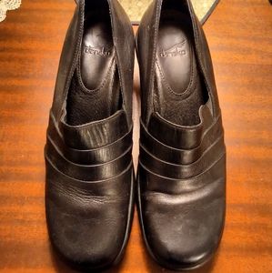 Dansko Black Leather Loafer Slip-on Work Shoes